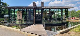Ontdek de Betovering van Aquarium Hilversum: Een Oase van Onderwaterpracht in Hilversum!